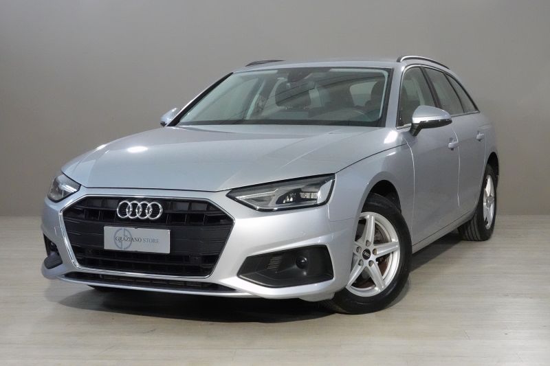 AUDI A4 Avant 30 TDI/136 CV S tronic Business