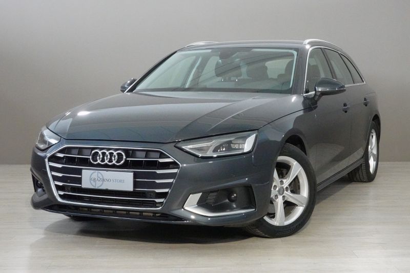 AUDI A4 Avant 40 TDI quattro S tronic Business Advanced