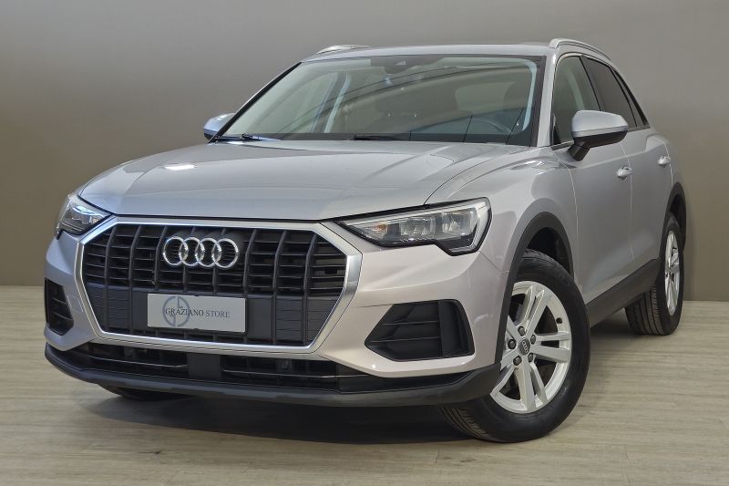 AUDI Q3 35 TFSI S tronic Business